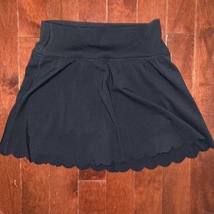 Aerie scalloped tennis skirt